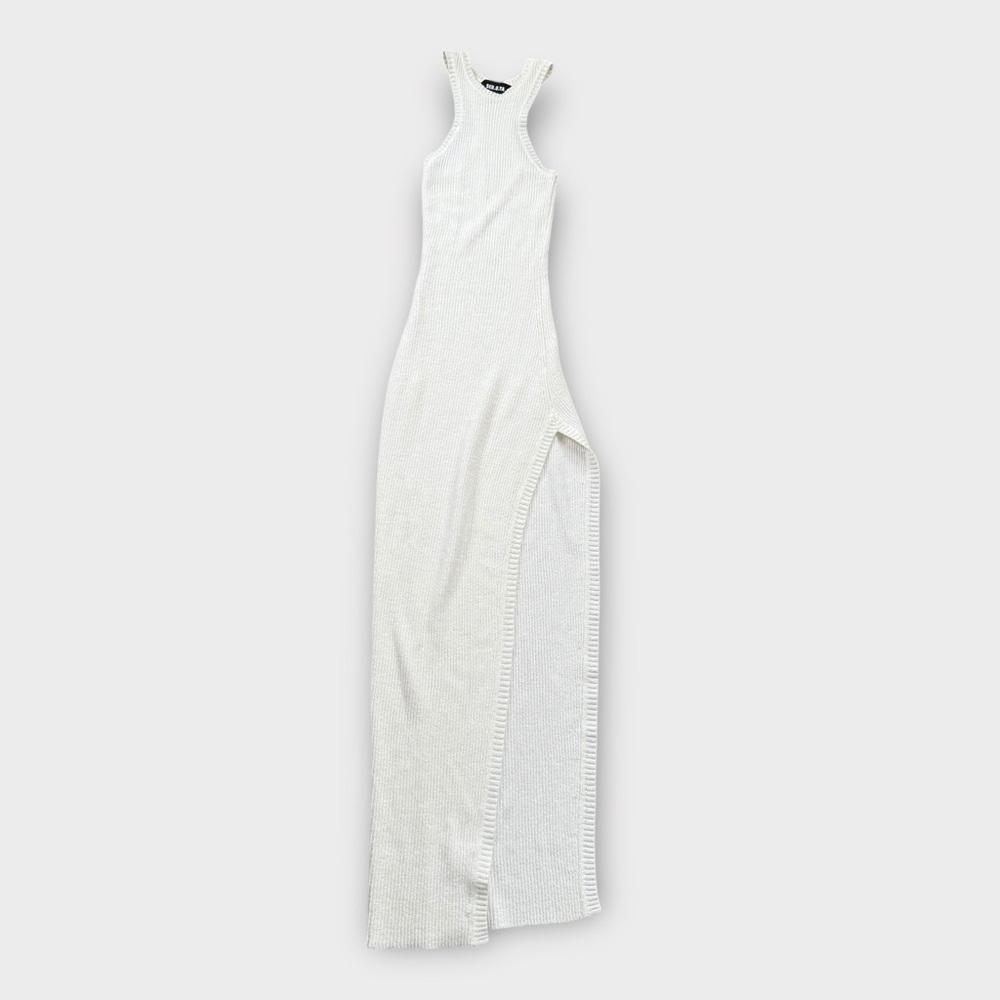 Chic White Maxi Dress for SER.O.YA Medium